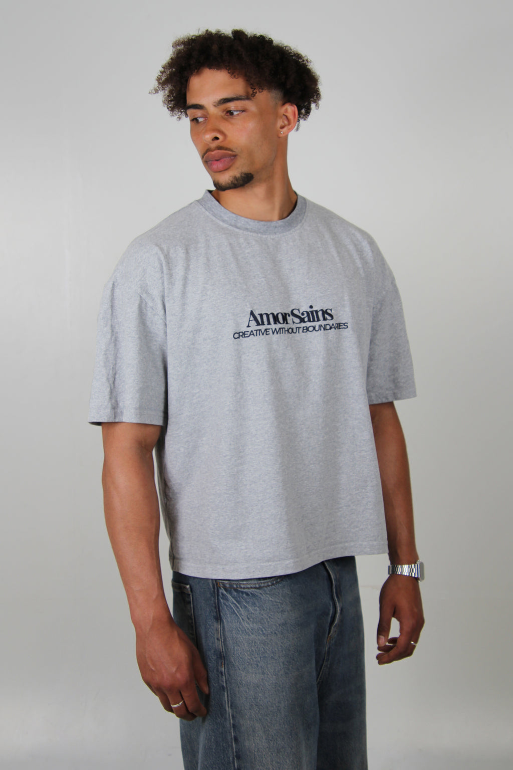 EMBROIDERED T-SHIRT GREY