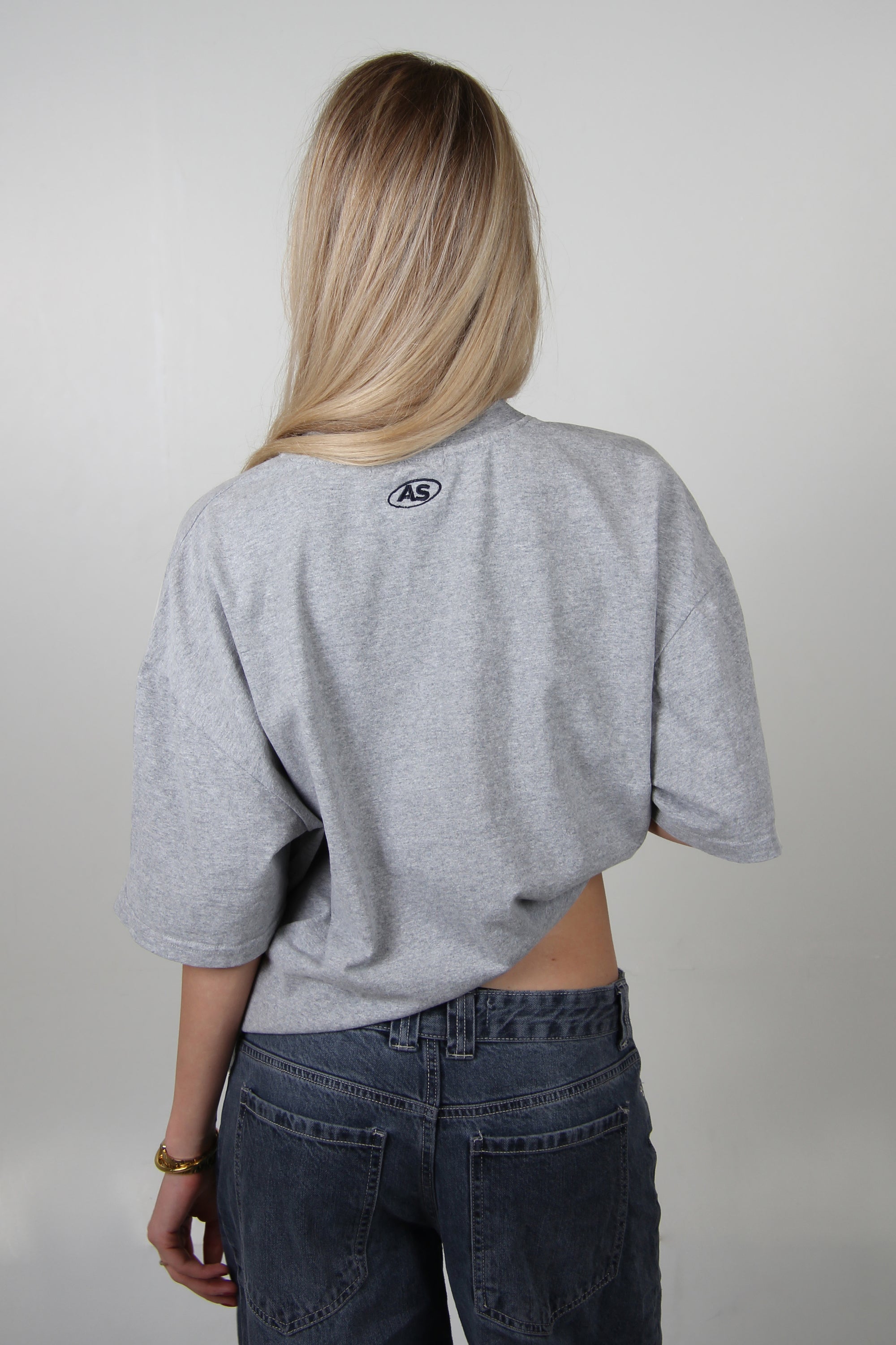 EMBROIDERED T-SHIRT GREY
